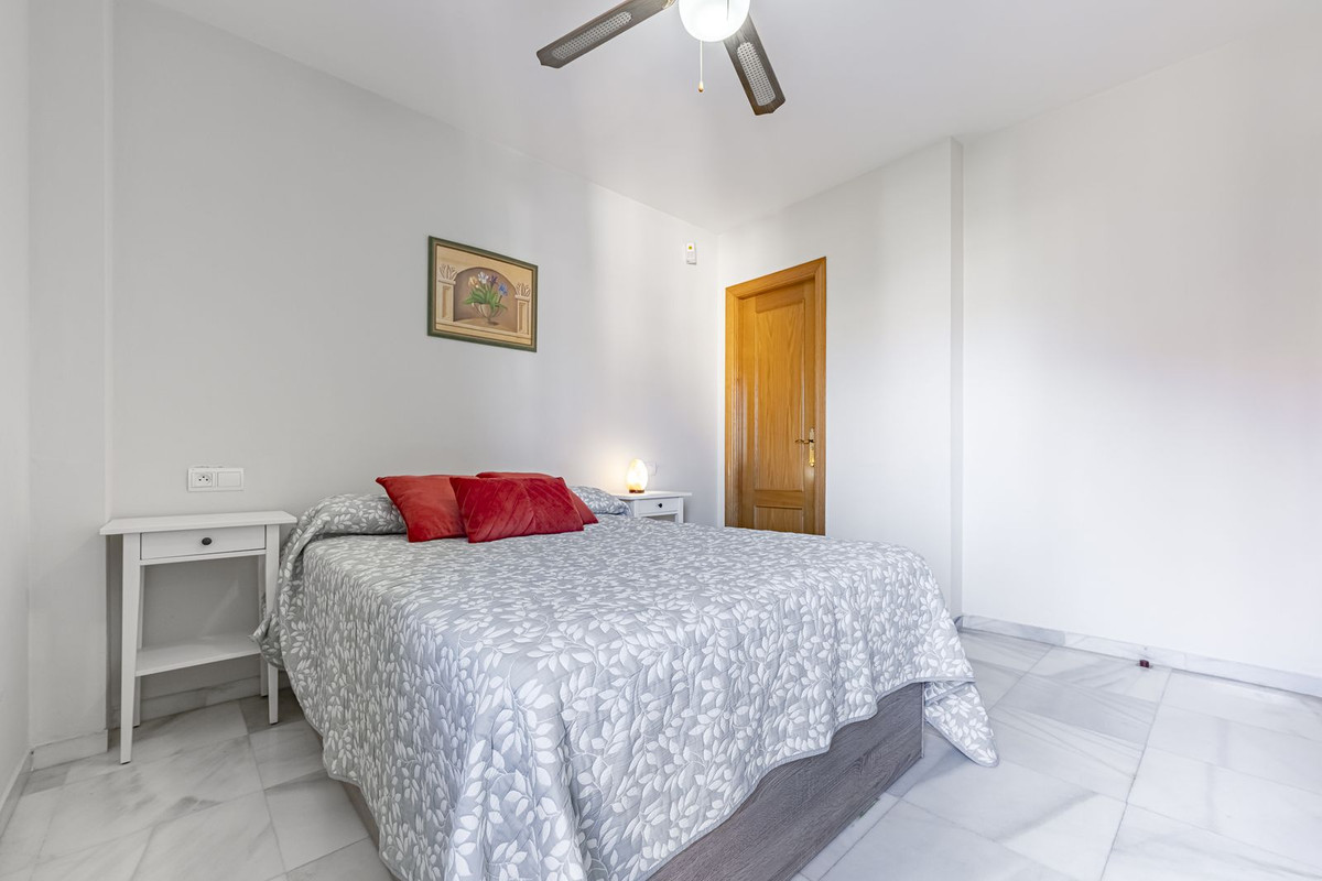 Appartement te koop in Fuengirola | 2 slaapkamers H5162212