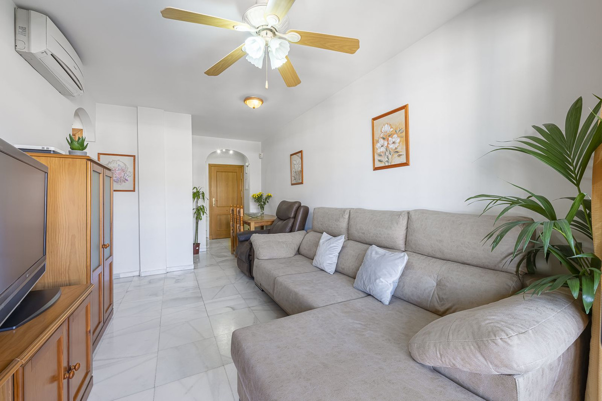 Appartement te koop in Fuengirola | 2 slaapkamers H5162212