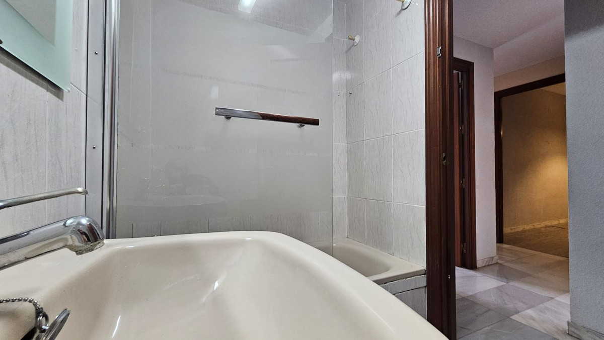 Appartement te koop in Fuengirola | 3 slaapkamers H5162266
