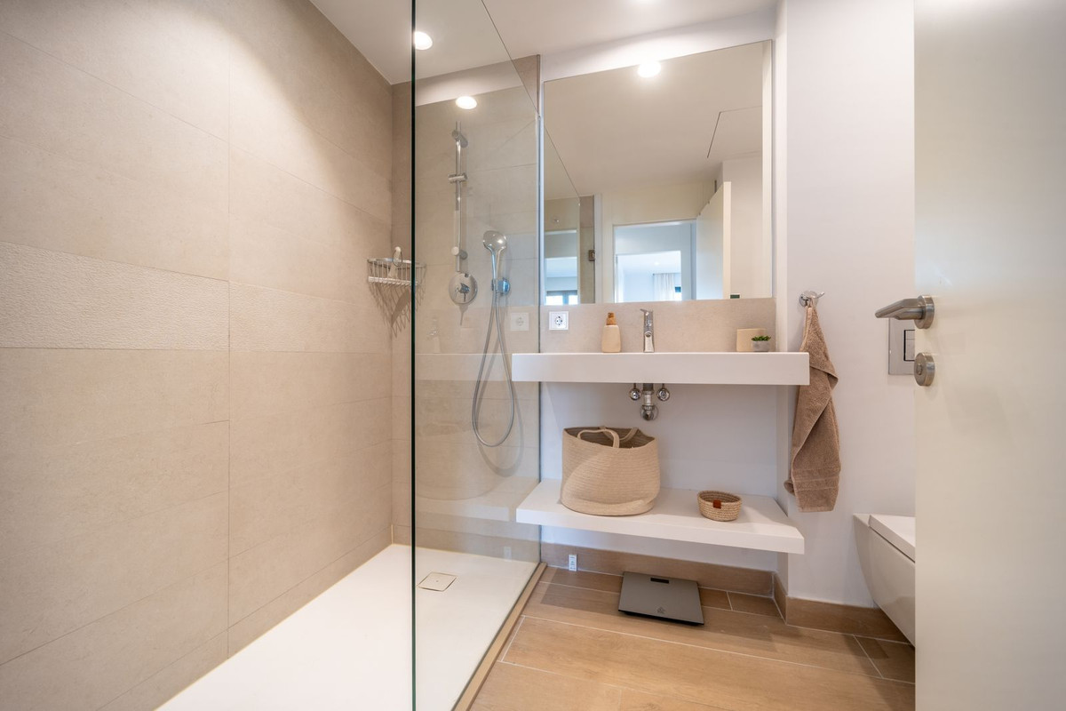 Appartement te koop in Fuengirola | 4 slaapkamers H5185930