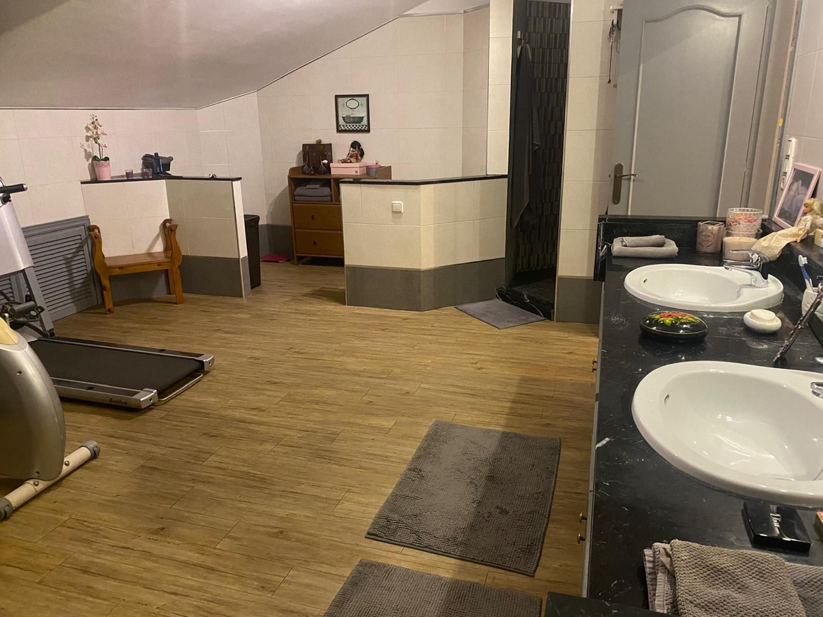 Property main view 39