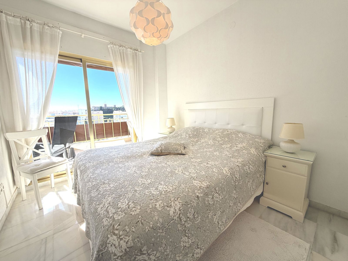 Appartement te koop in Fuengirola | 2 slaapkamers H5234377