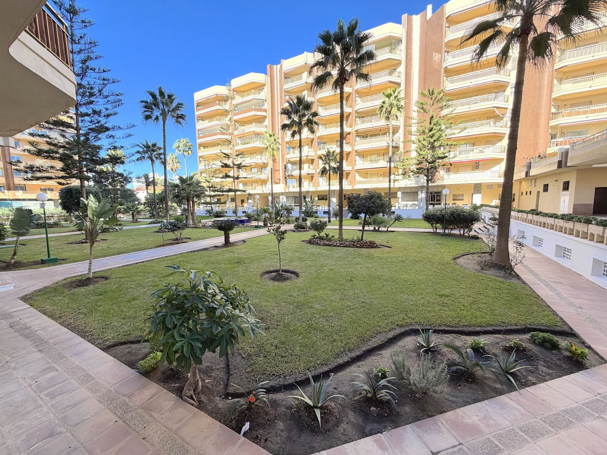 Appartement te koop in Fuengirola | 2 slaapkamers H5234377