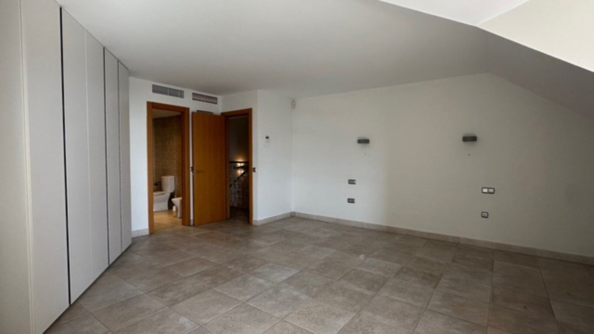 Property main view 20