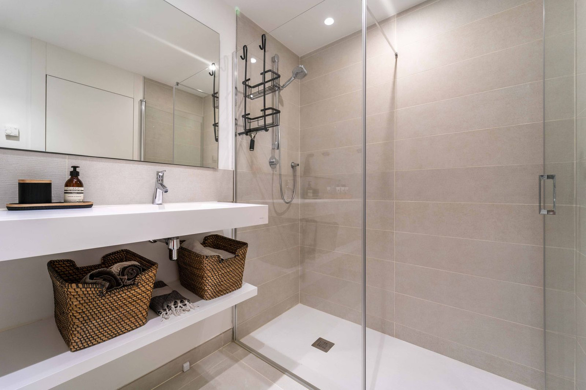 Appartement te koop in Fuengirola | 2 slaapkamers H5245396