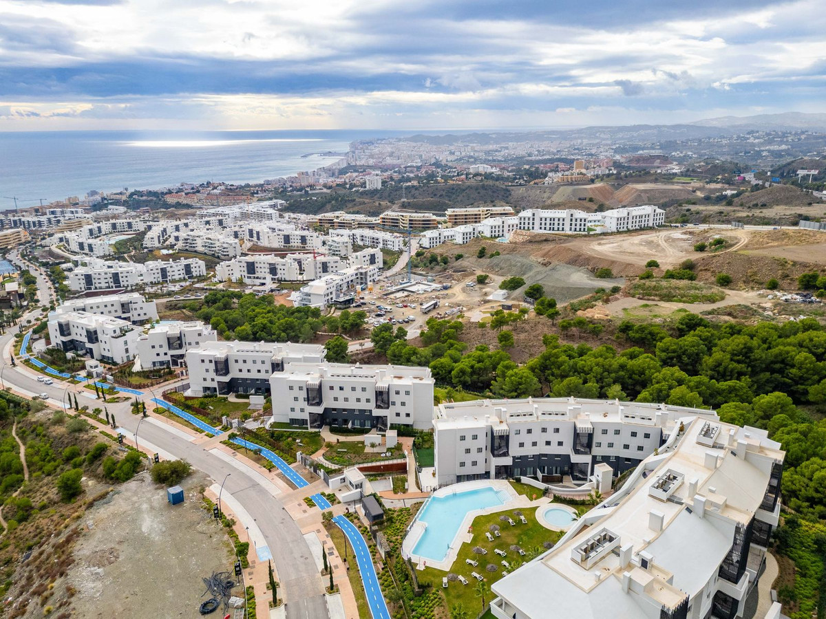 Appartement te koop in Fuengirola | 2 slaapkamers H5245396