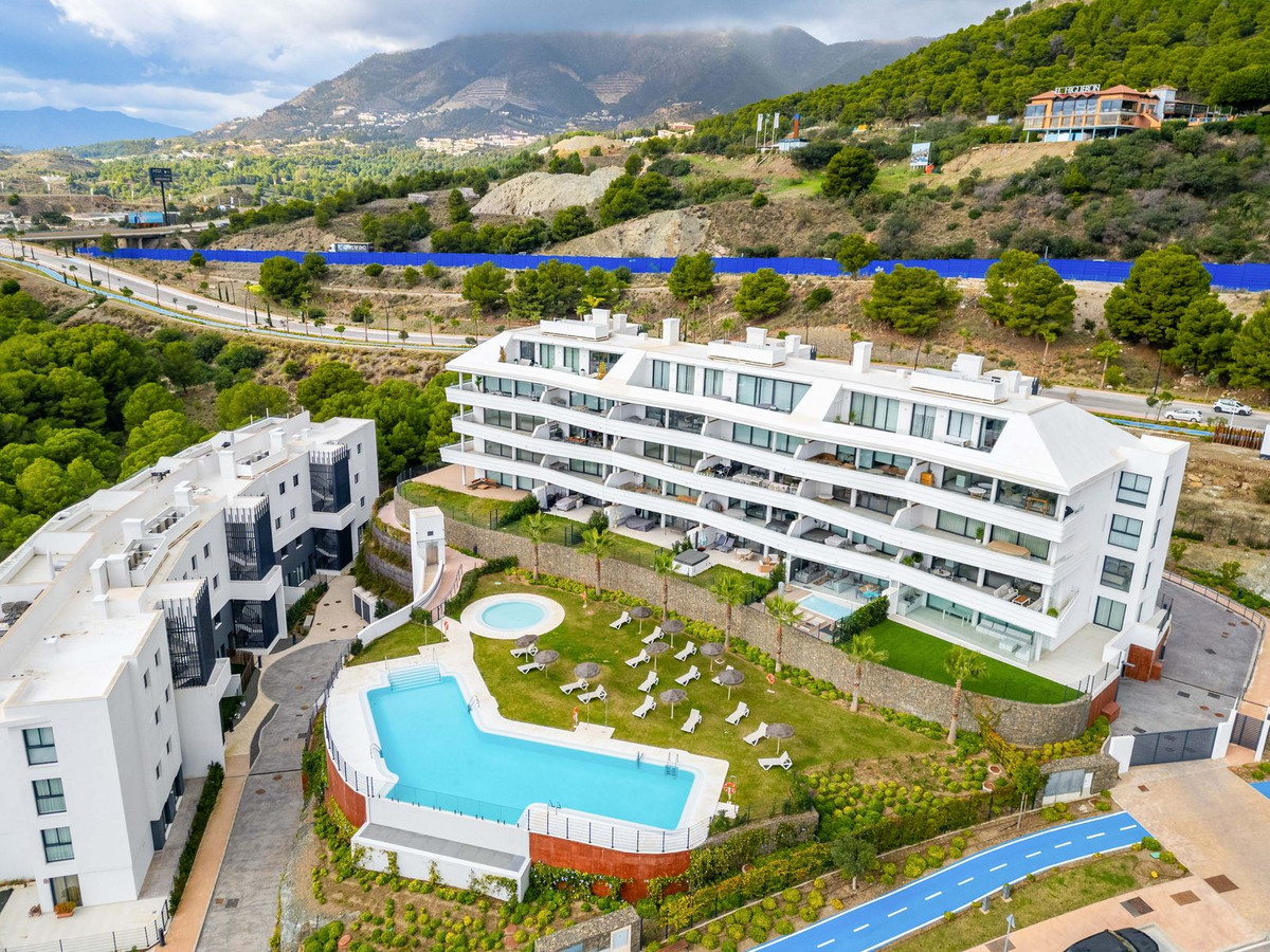 Appartement te koop in Fuengirola | 2 slaapkamers H5245396