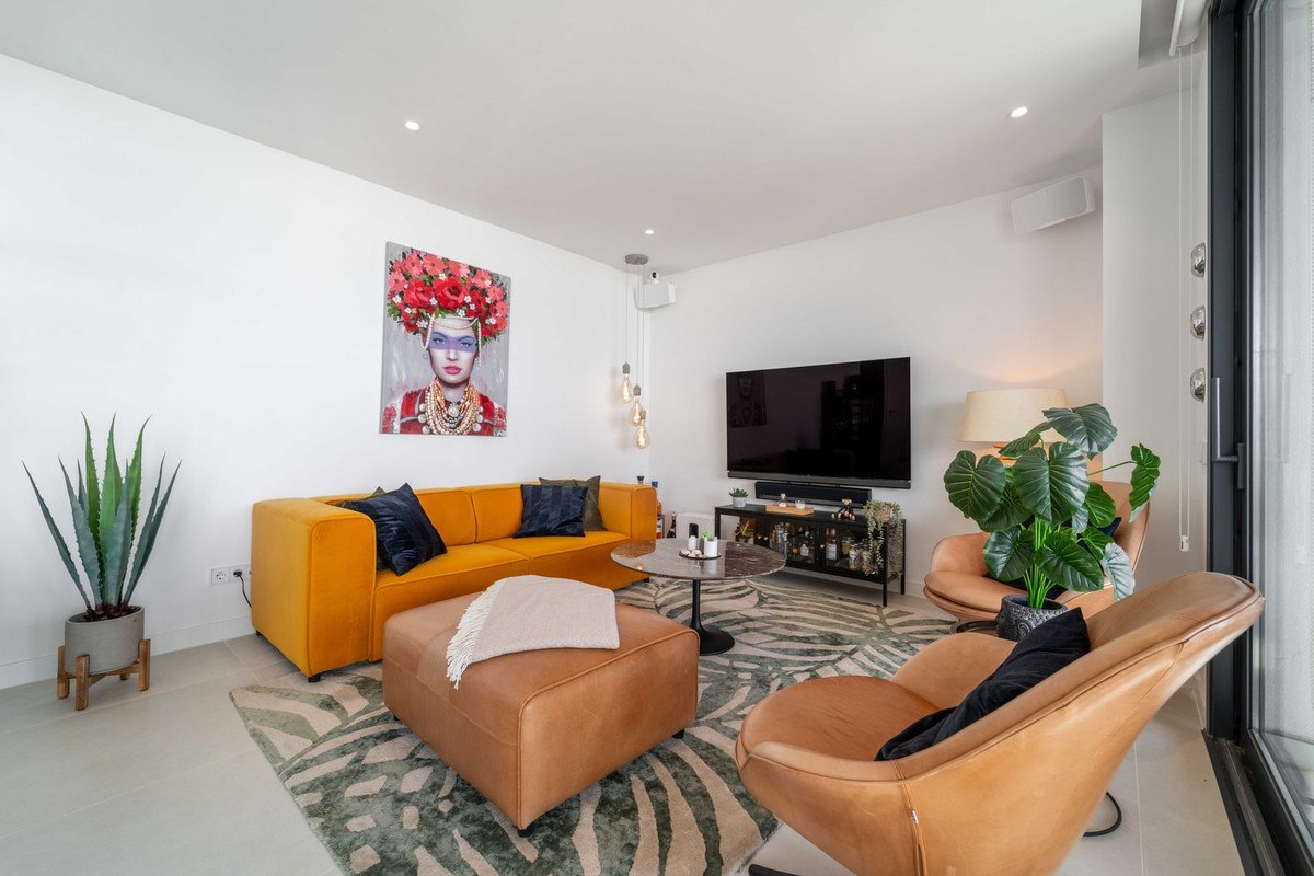Appartement te koop in Fuengirola | 2 slaapkamers H5245396