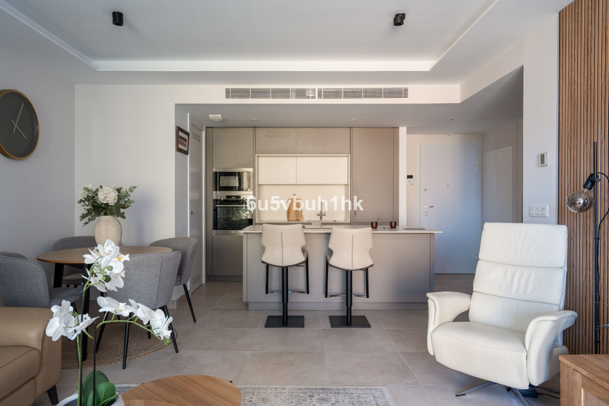 Appartement te koop in Fuengirola | 2 slaapkamers H5245942