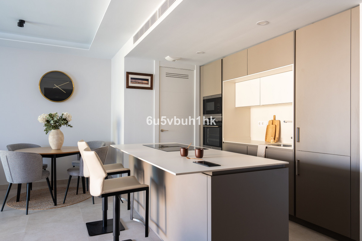 Appartement te koop in Fuengirola | 2 slaapkamers H5245942