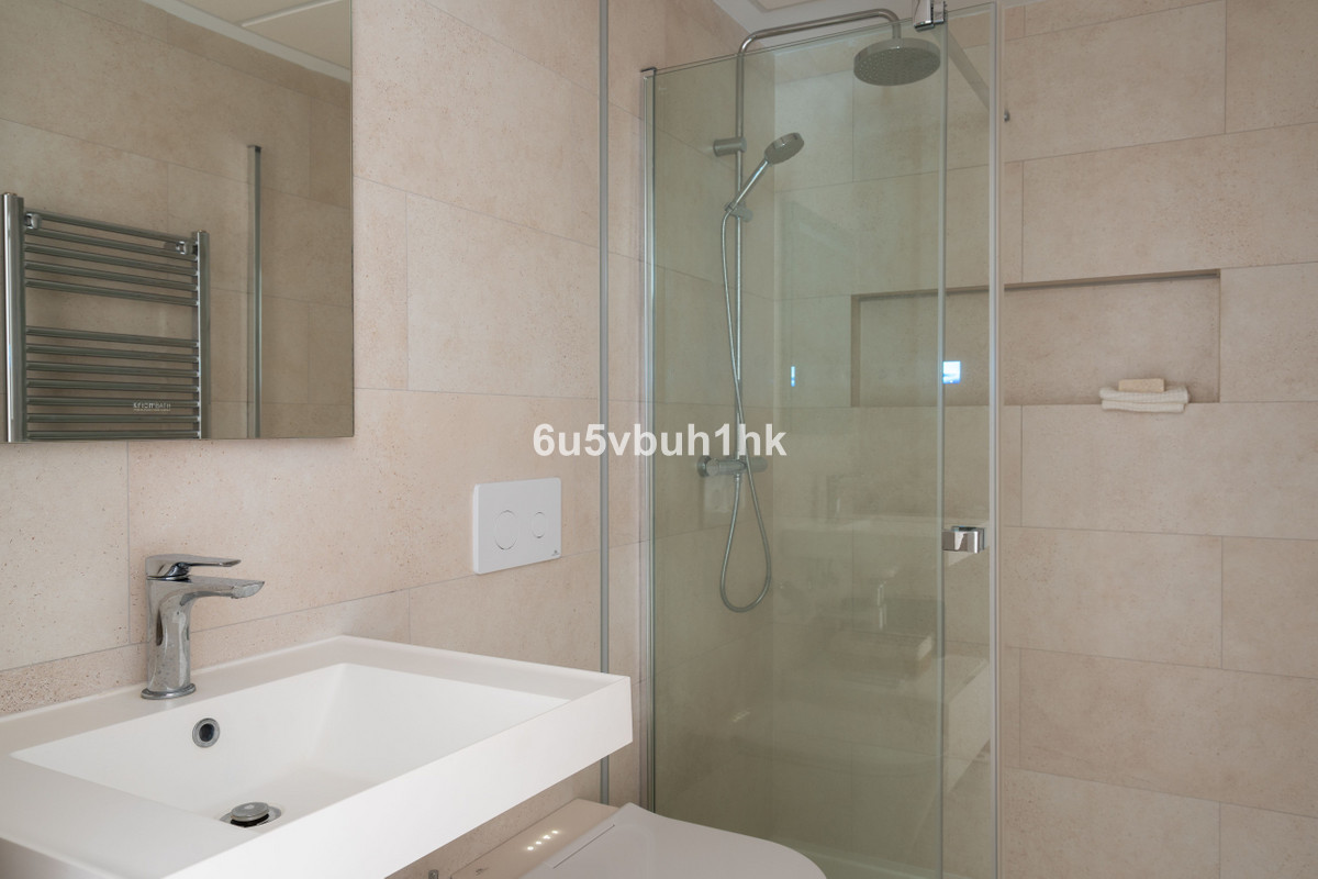 Appartement te koop in Fuengirola | 2 slaapkamers H5245942