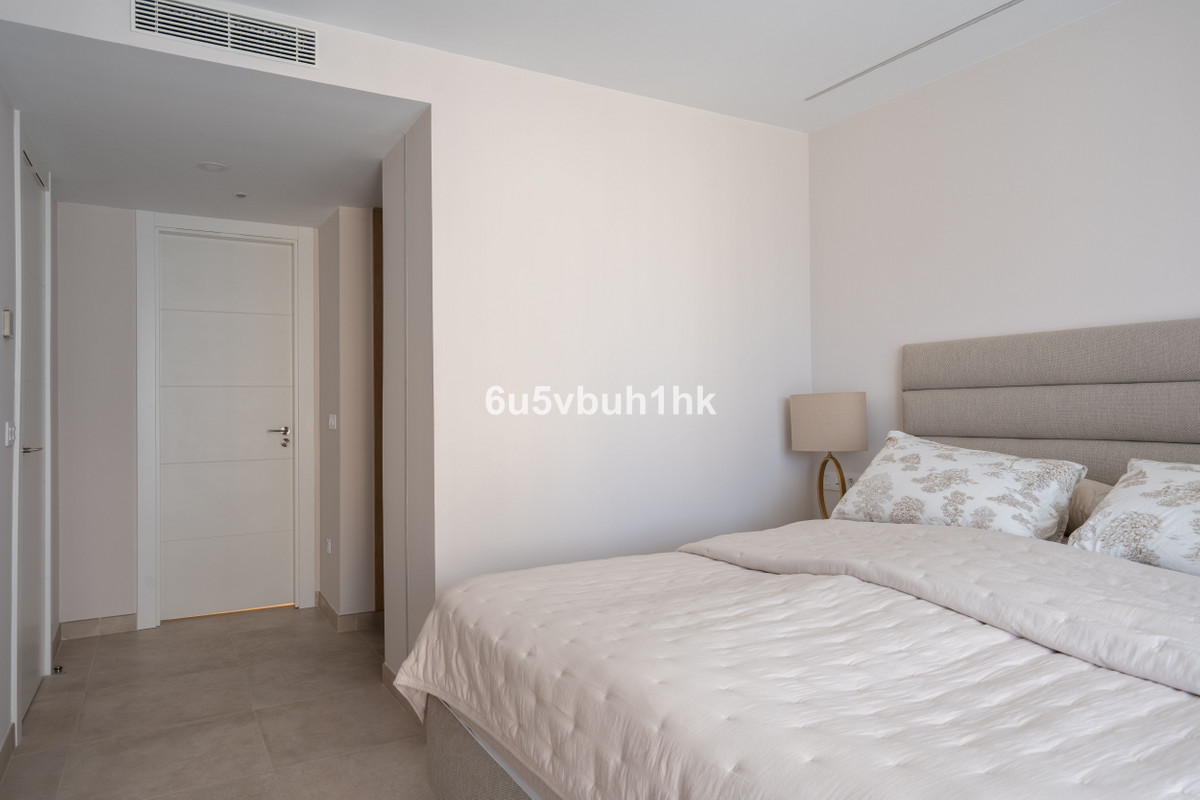 Appartement te koop in Fuengirola | 2 slaapkamers H5245942
