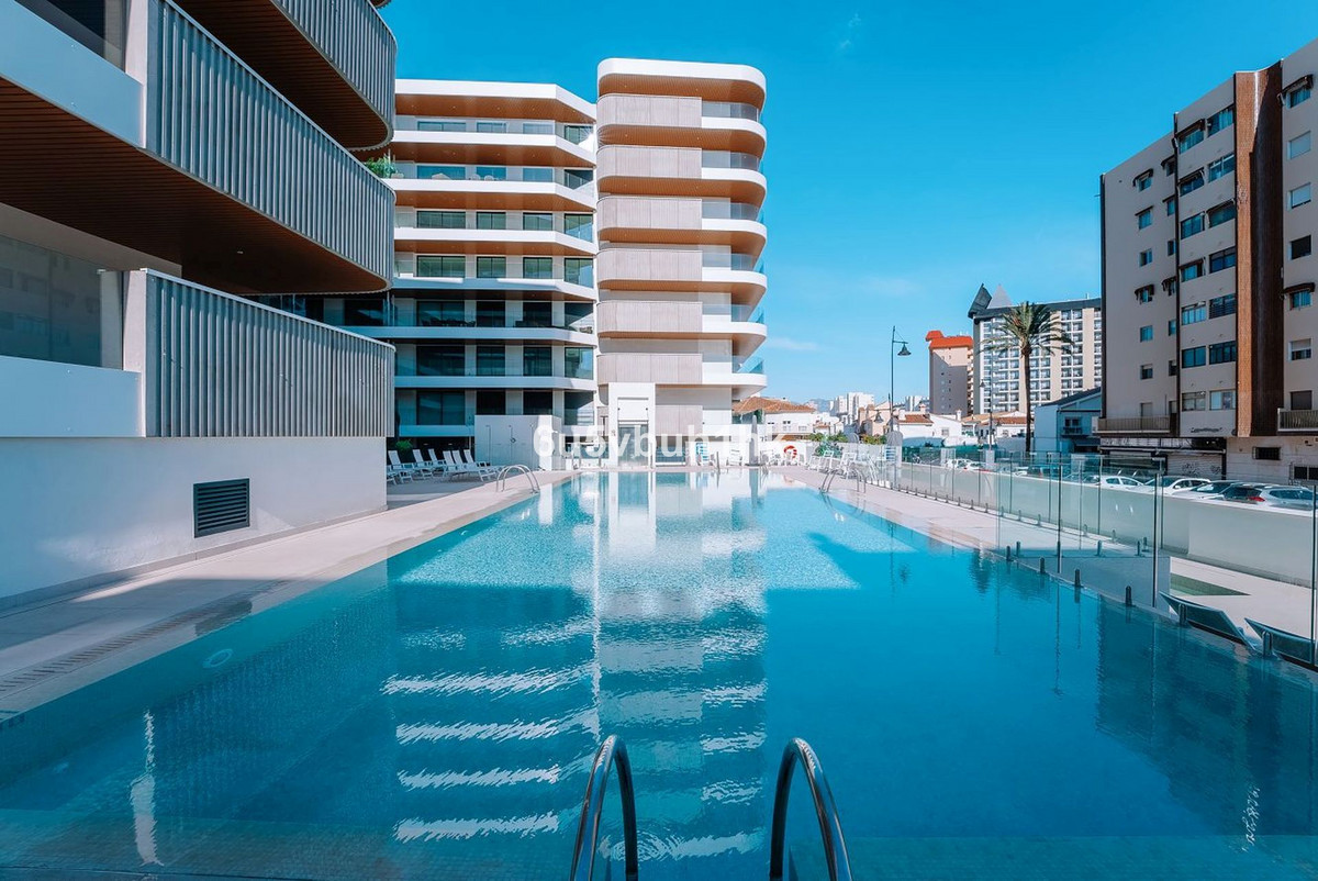 Appartement te koop in Fuengirola | 2 slaapkamers H5245942