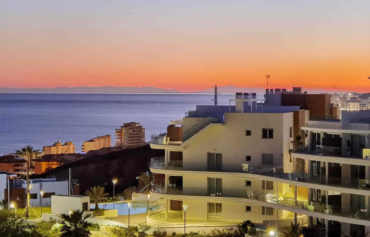Penthouse te koop in Fuengirola | 3 slaapkamers H5250712
