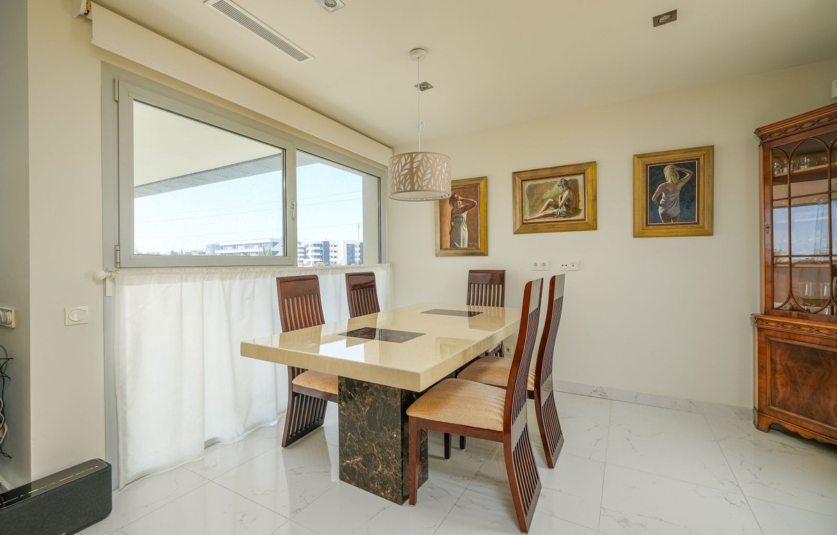 Penthouse te koop in Fuengirola | 3 slaapkamers H5250712