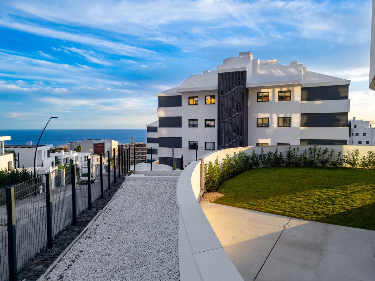 Appartement te koop in Fuengirola | 2 slaapkamers H5251387