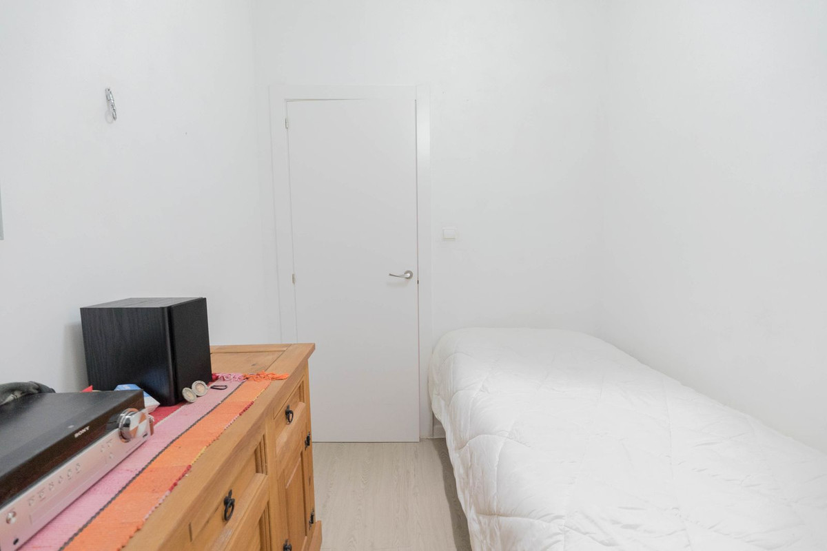 Appartement te koop in Fuengirola | 2 slaapkamers H5254900