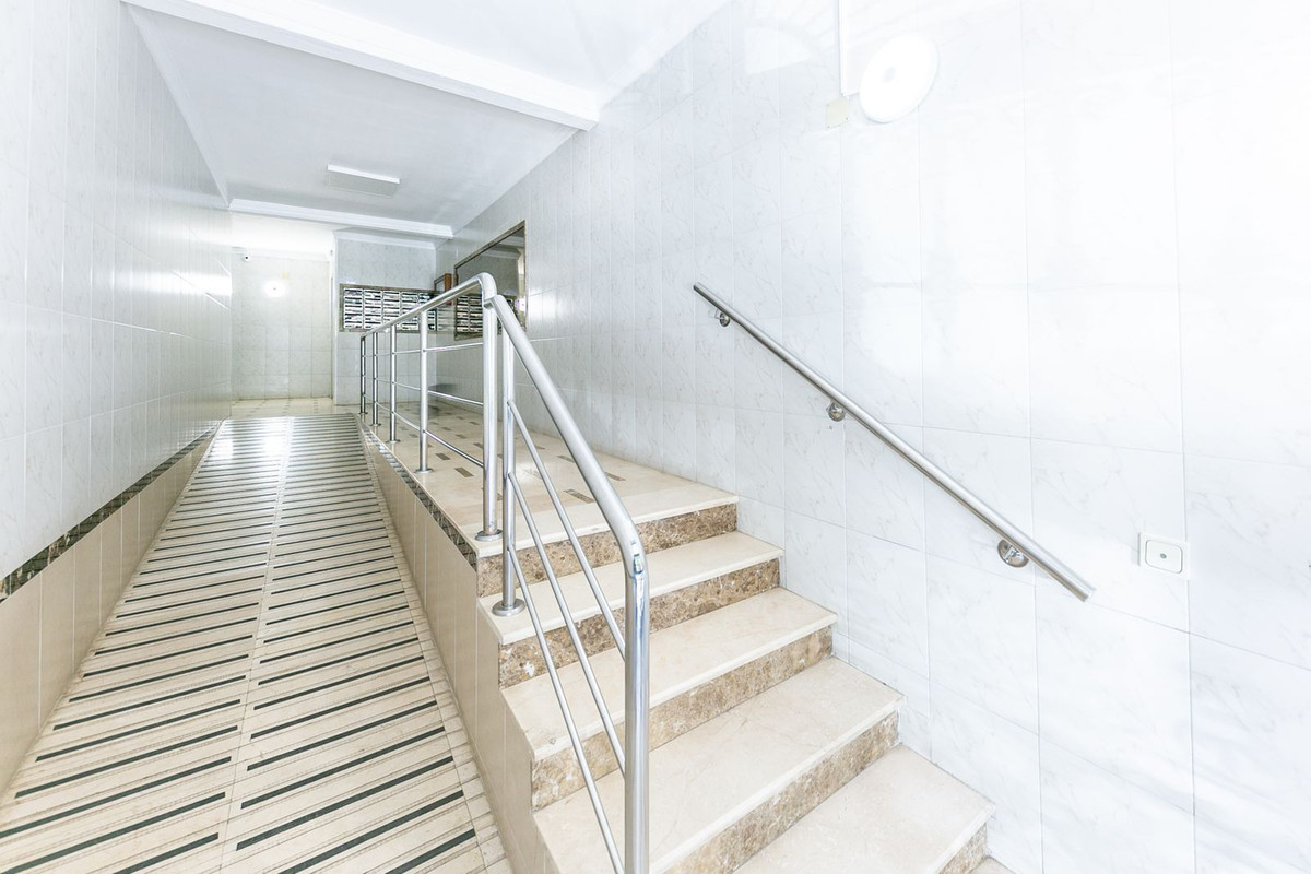 Appartement te koop in Fuengirola | 3 slaapkamers H5257087