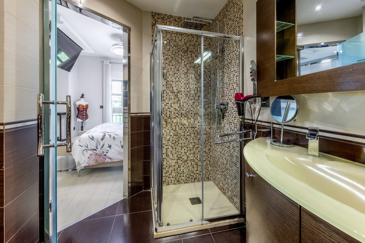 Appartement te koop in Fuengirola | 2 slaapkamers H5258728