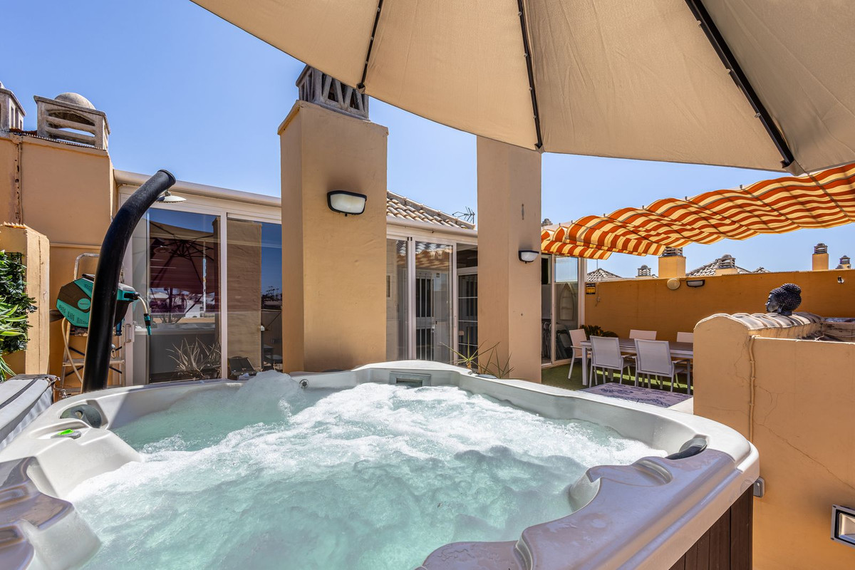 Appartement te koop in Fuengirola | 2 slaapkamers H5258728