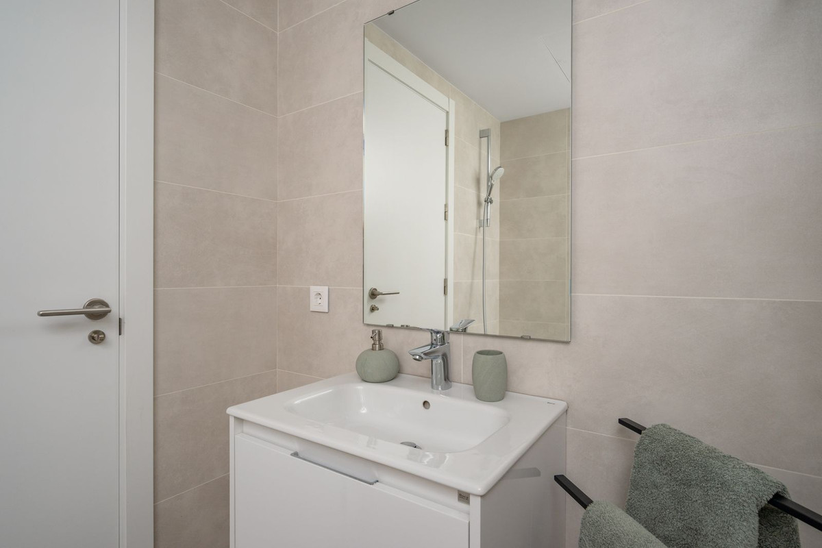 Penthouse te koop in Fuengirola | 2 slaapkamers H5259538