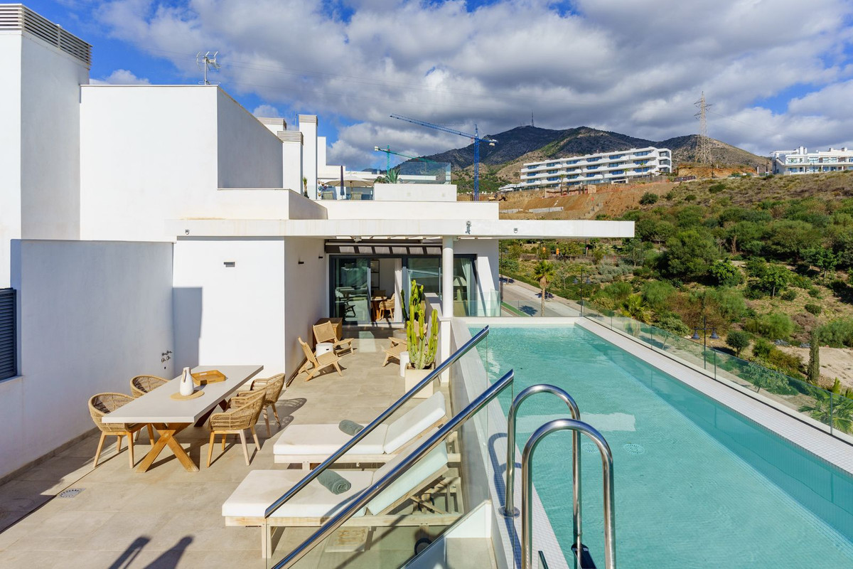 Penthouse te koop in Fuengirola | 2 slaapkamers H5259538