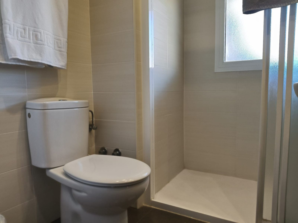 Appartement te koop in Fuengirola | 2 slaapkamers H5264788