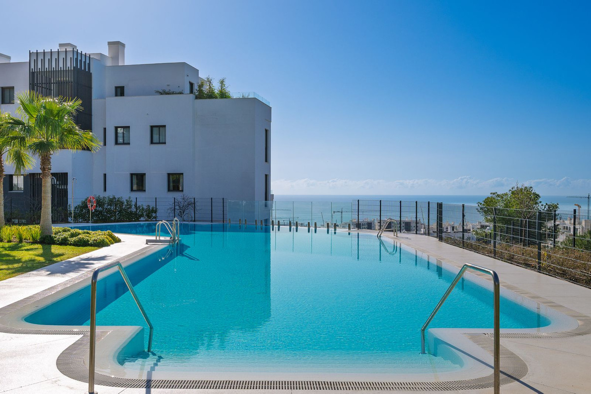 Appartement te koop in Fuengirola | 2 slaapkamers H5283661