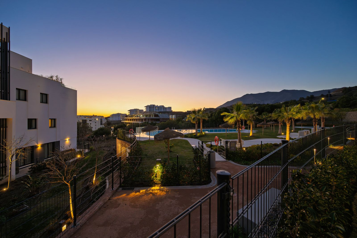 Appartement te koop in Fuengirola | 2 slaapkamers H5283661