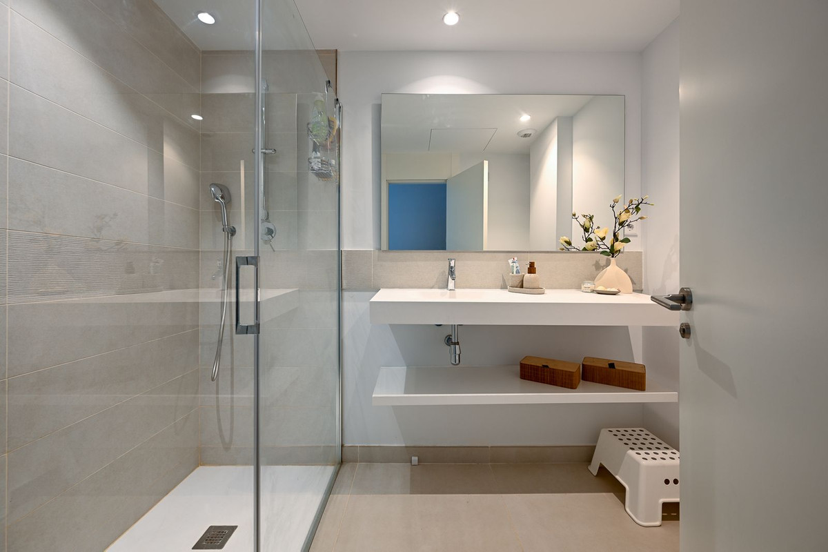 Appartement te koop in Fuengirola | 2 slaapkamers H5283661