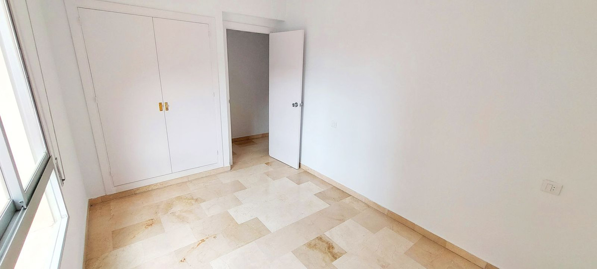 Appartement te koop in Fuengirola | 3 slaapkamers H5283736