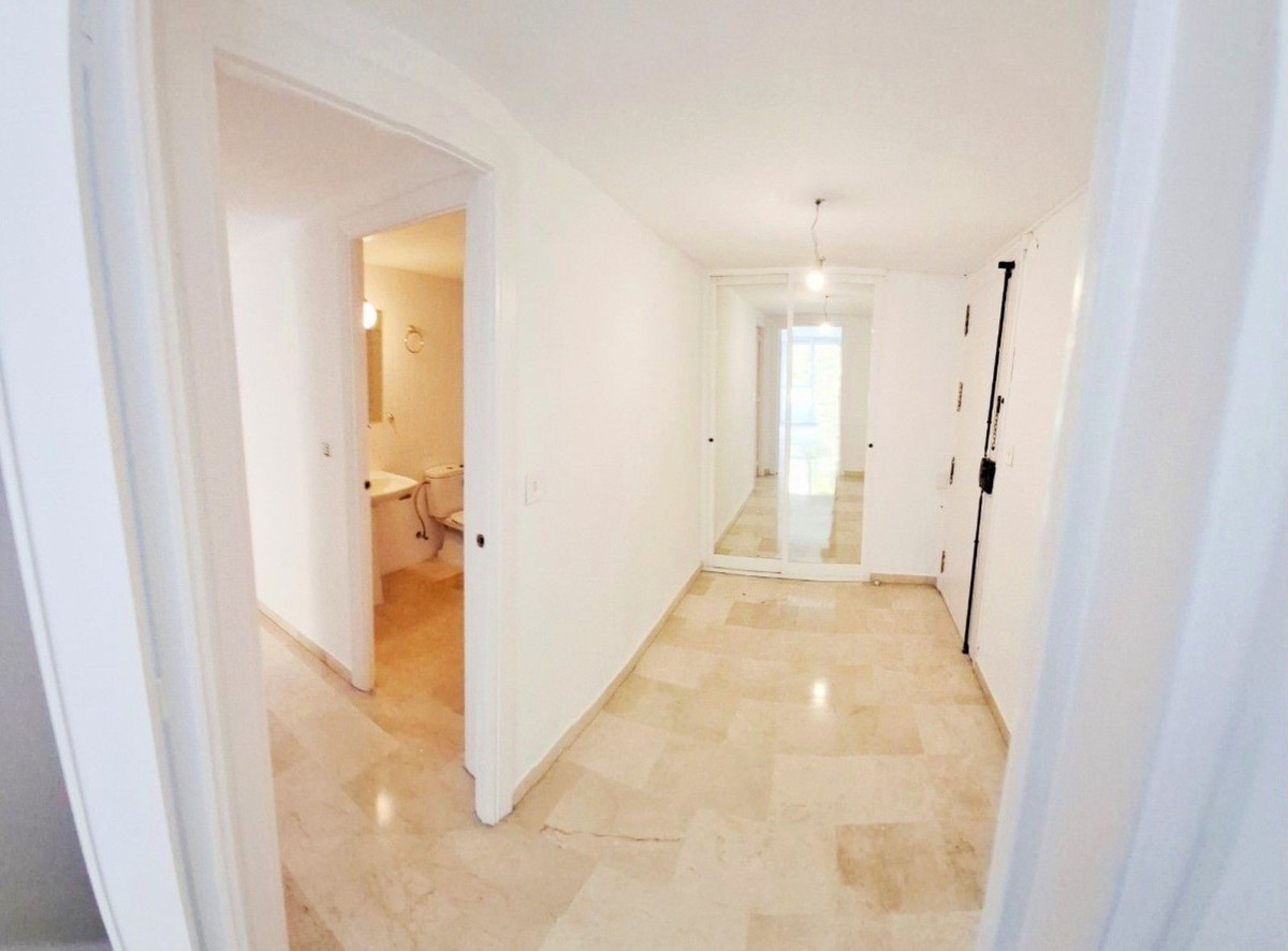 Appartement te koop in Fuengirola | 3 slaapkamers H5283736