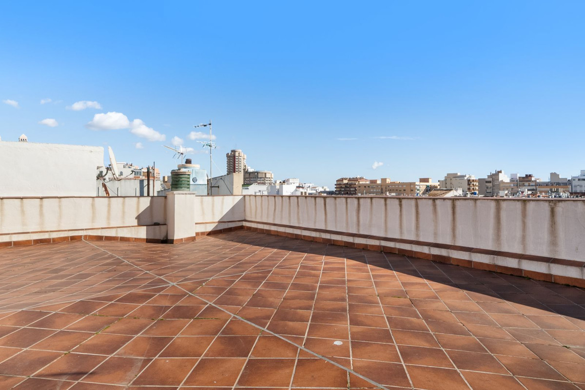 Appartement te koop in Fuengirola | 2 slaapkamers H5286382