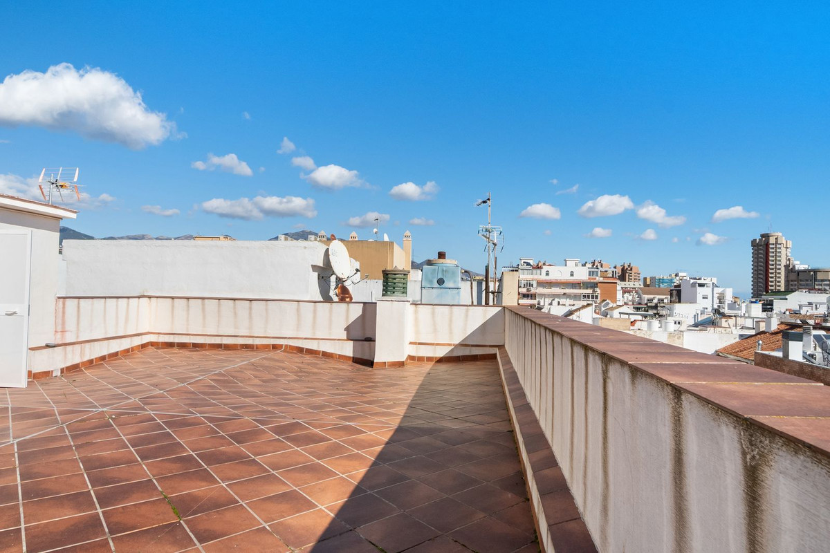 Appartement te koop in Fuengirola | 2 slaapkamers H5286382