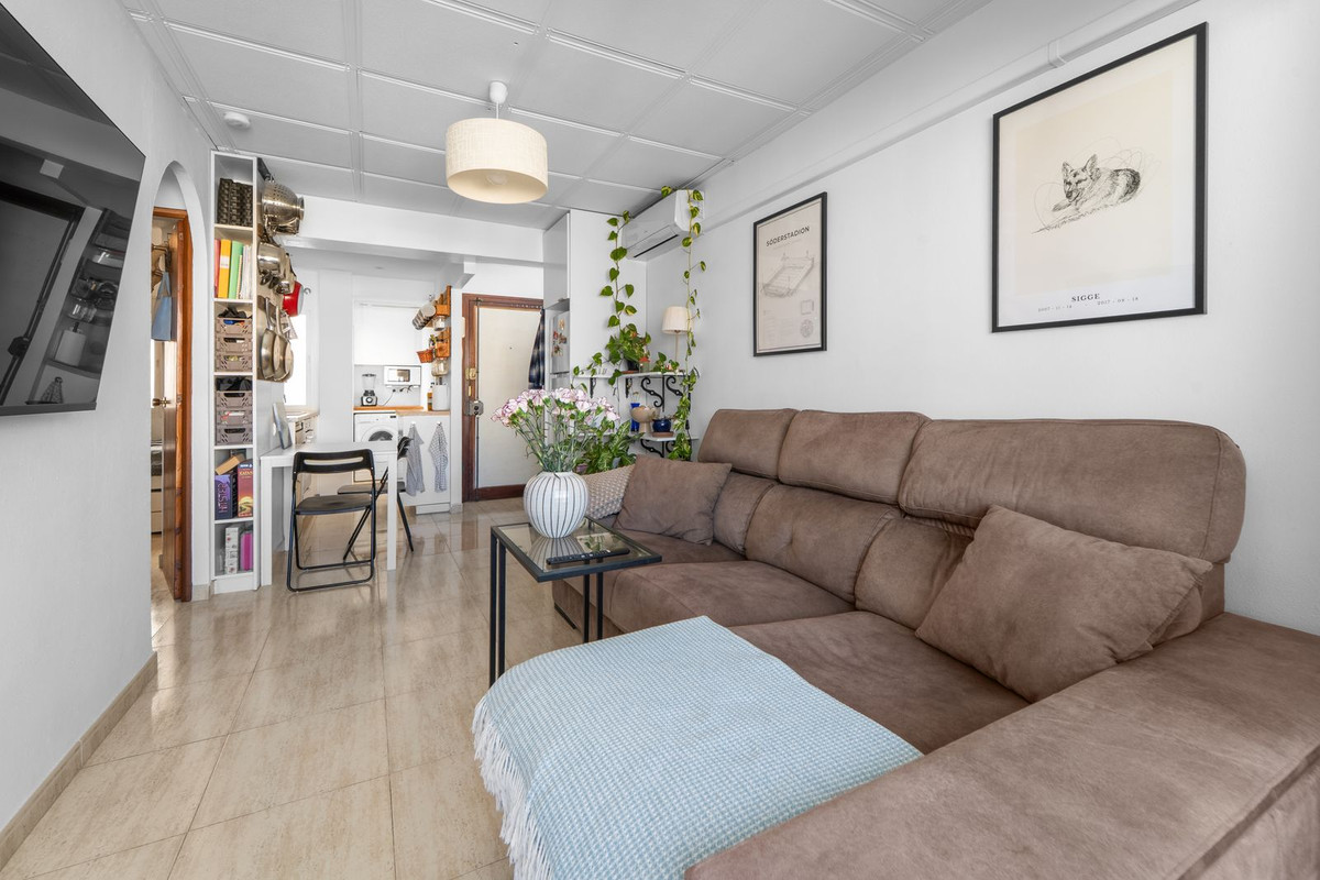 Appartement te koop in Fuengirola | 2 slaapkamers H5286382