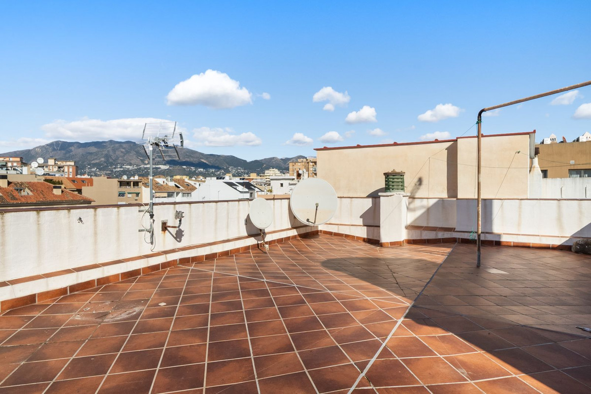 Appartement te koop in Fuengirola | 2 slaapkamers H5286382