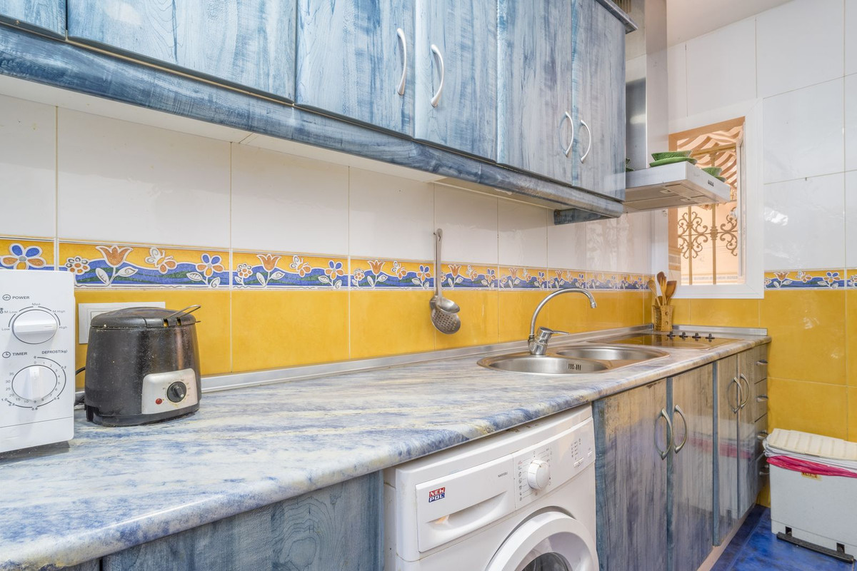 Appartement te koop in Fuengirola | 2 slaapkamers H5286466