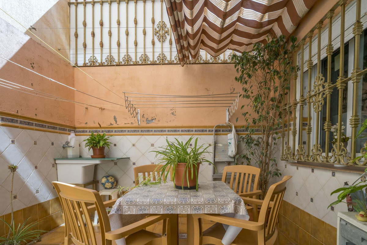 Appartement te koop in Fuengirola | 2 slaapkamers H5286466