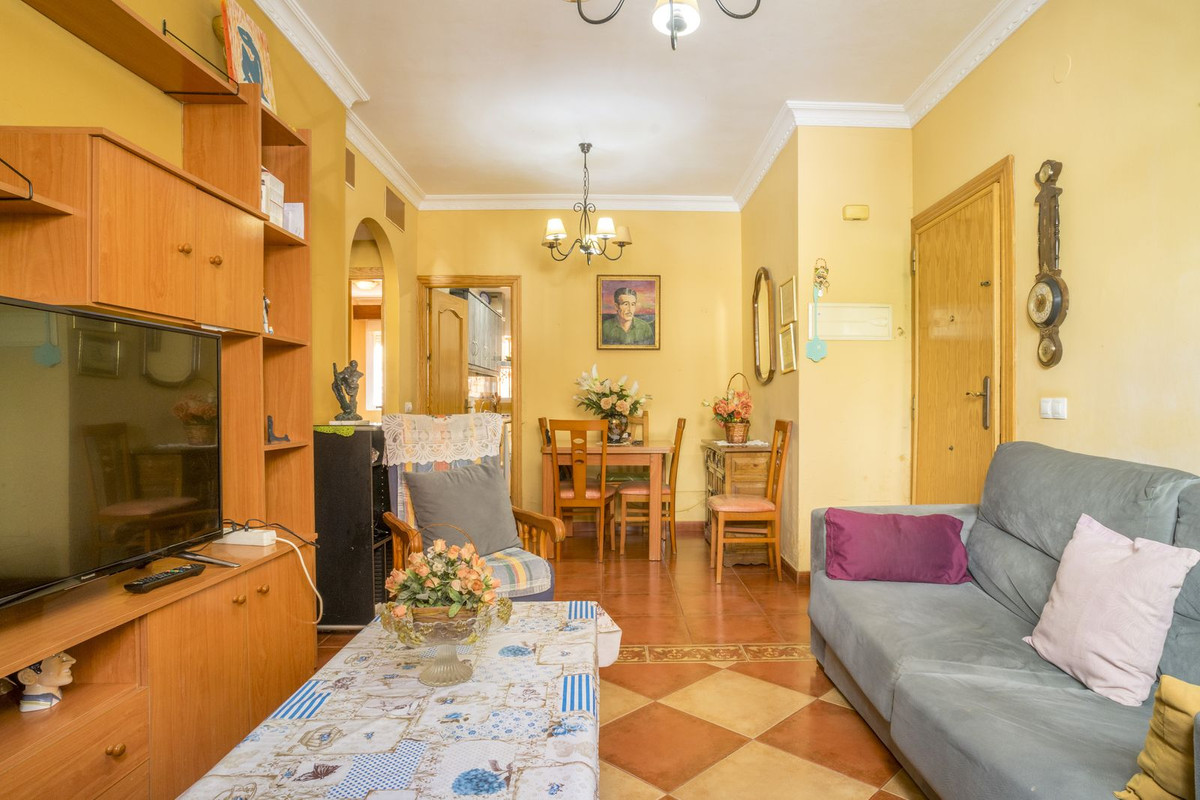 Appartement te koop in Fuengirola | 2 slaapkamers H5286466