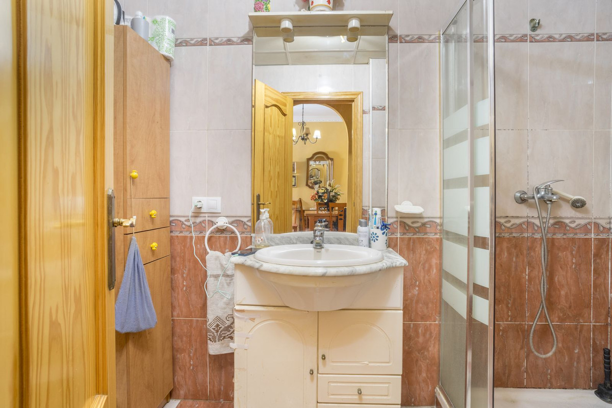 Appartement te koop in Fuengirola | 2 slaapkamers H5286466