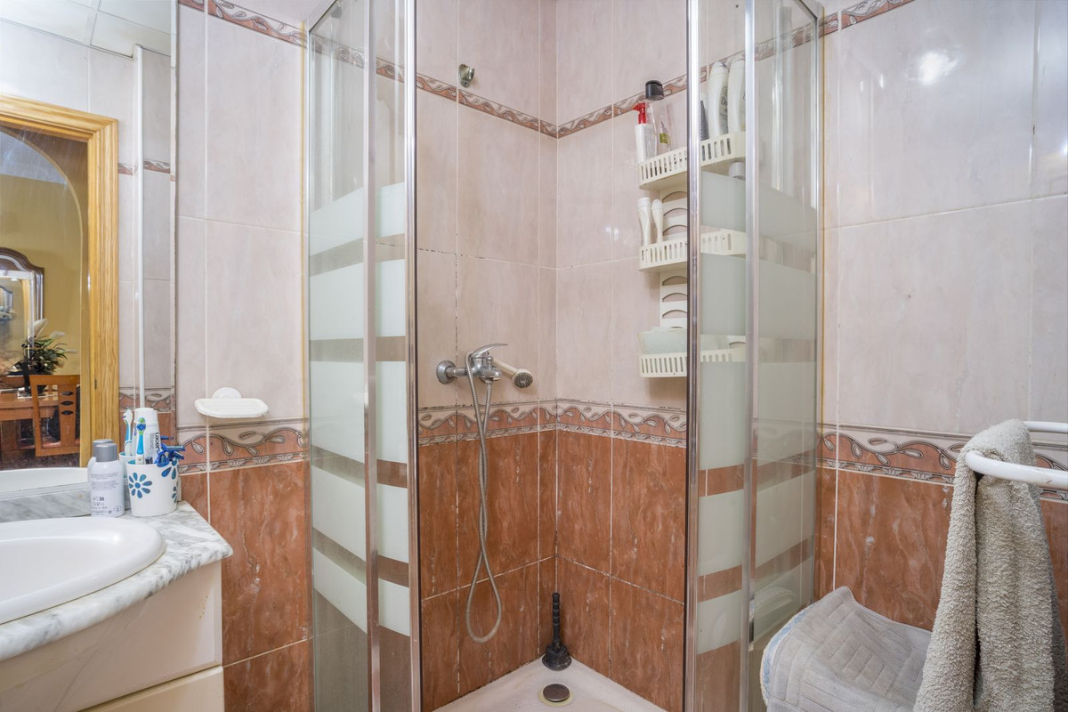 Appartement te koop in Fuengirola | 2 slaapkamers H5286466