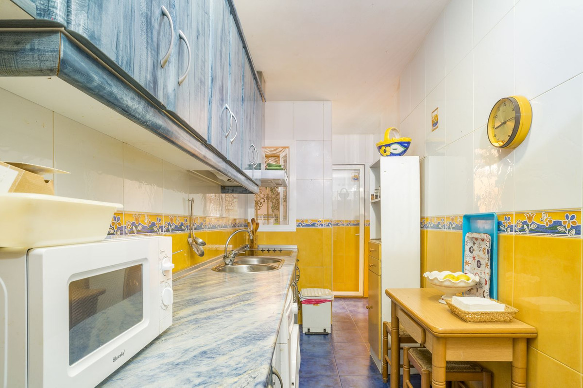 Appartement te koop in Fuengirola | 2 slaapkamers H5286466