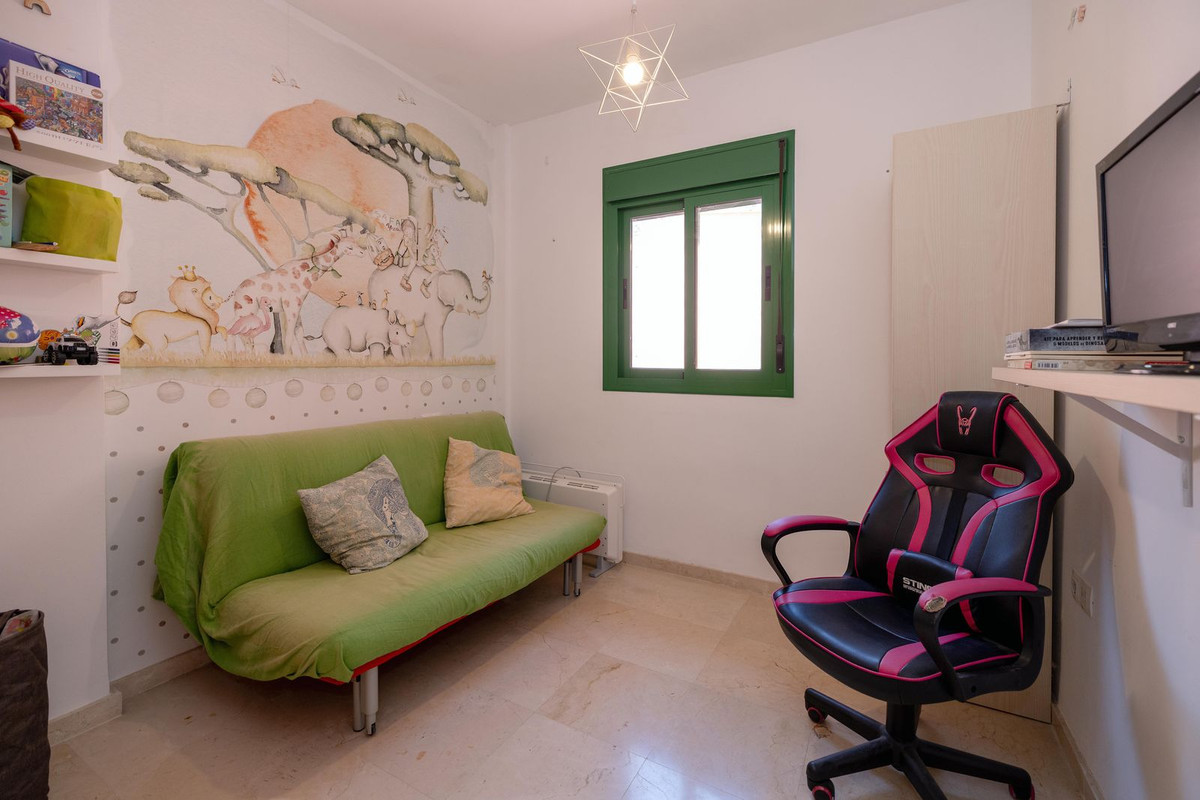 Appartement te koop in Fuengirola | 4 slaapkamers H5286964
