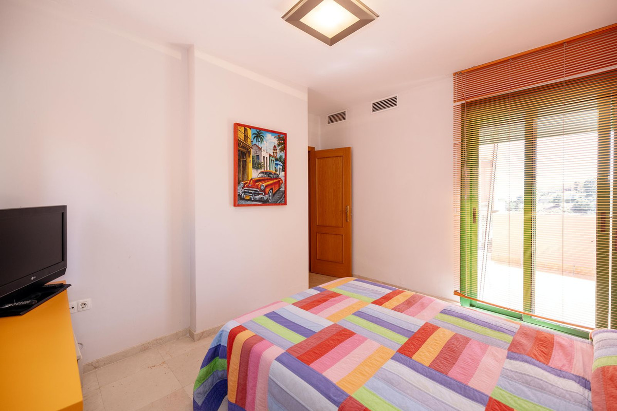 Appartement te koop in Fuengirola | 4 slaapkamers H5286964
