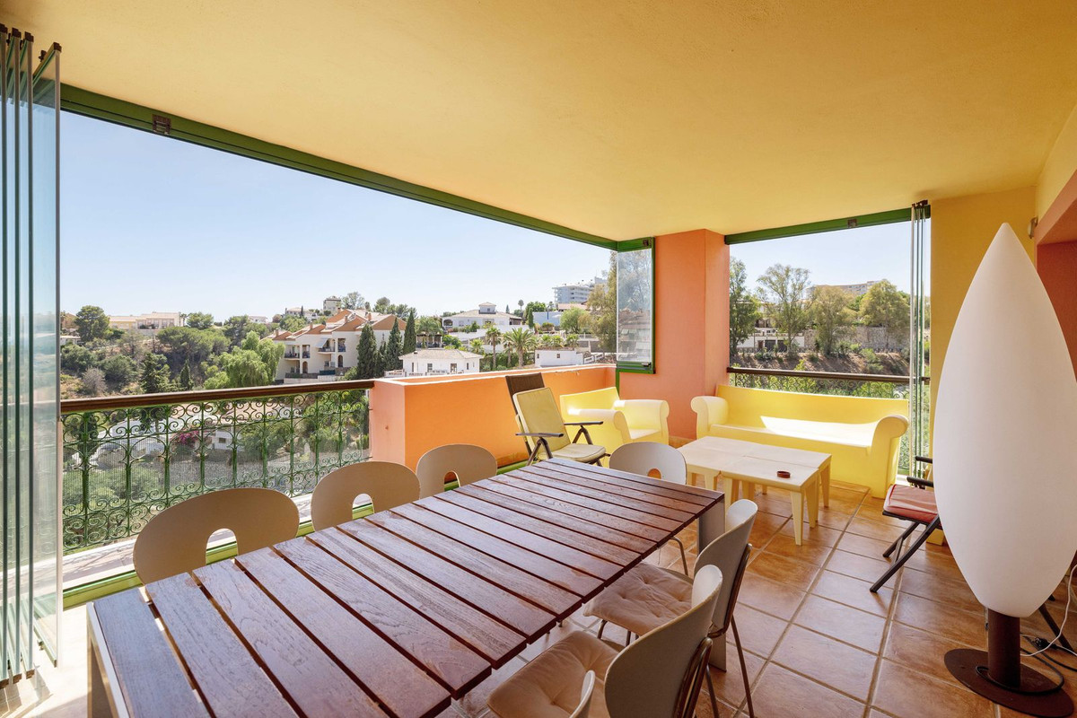 Appartement te koop in Fuengirola | 4 slaapkamers H5286964