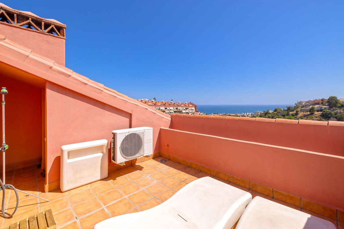 Appartement te koop in Fuengirola | 4 slaapkamers H5286964