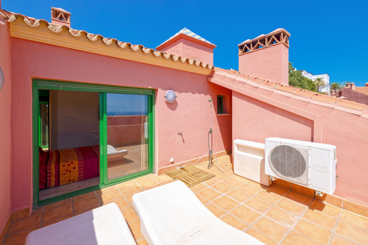 Appartement te koop in Fuengirola | 4 slaapkamers H5286964