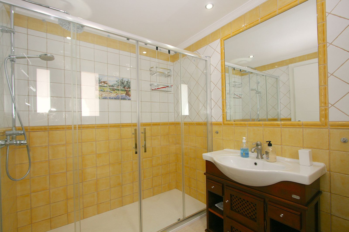 Penthouse te koop in Fuengirola | 4 slaapkamers H5288638