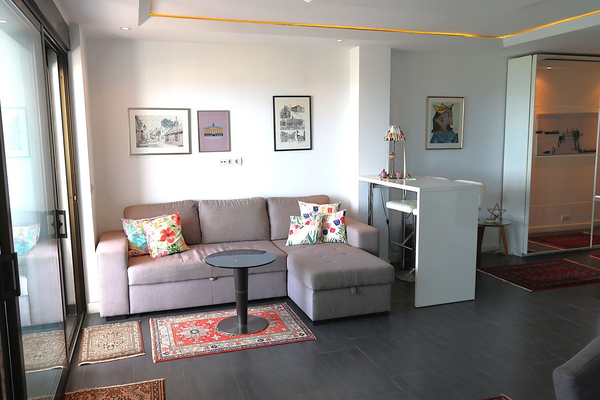 Appartement te koop in Fuengirola | 3 slaapkamers H5292679