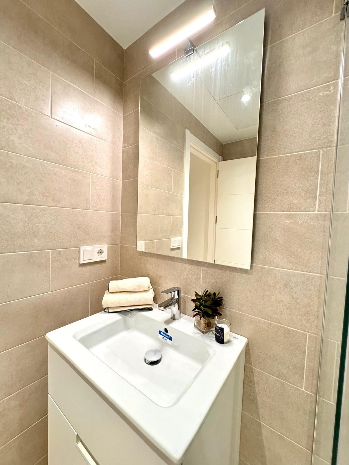 Appartement te koop in Fuengirola | 3 slaapkamers H5292964